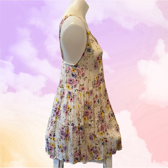 [ 2 FOR $25 ] PRETTY WHITE & FLORAL MINI DRESS - Picture 3 of 7